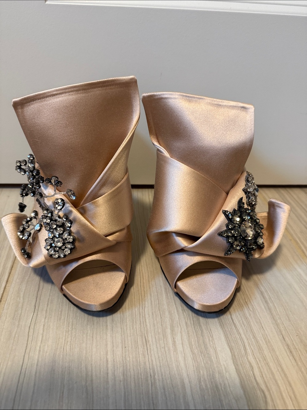 No 21 Ronny Pleated Crystal Mules